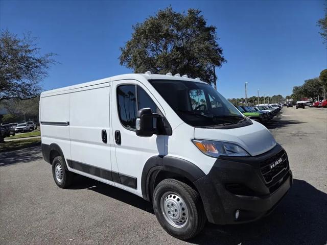 2026 Ram ProMaster Cargo Van Tradesman Low Roof 136" WB w/Pass Seat