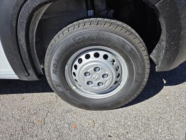 2026 Ram ProMaster Cargo Van Tradesman Low Roof 136" WB w/Pass Seat