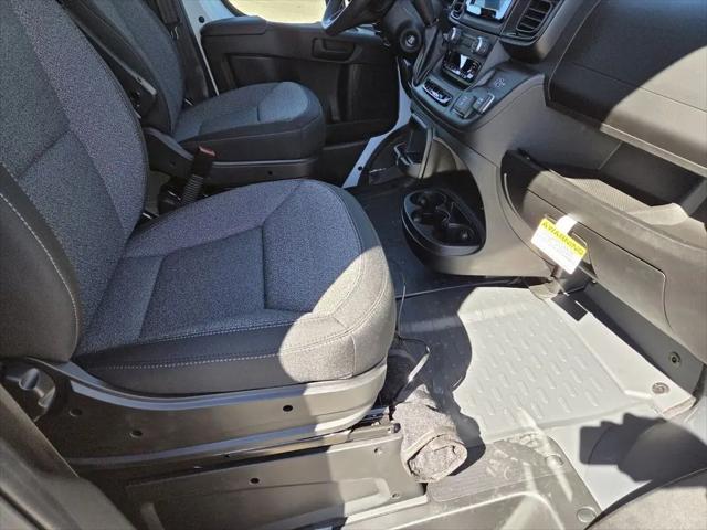 2026 Ram ProMaster Cargo Van Tradesman Low Roof 136" WB w/Pass Seat