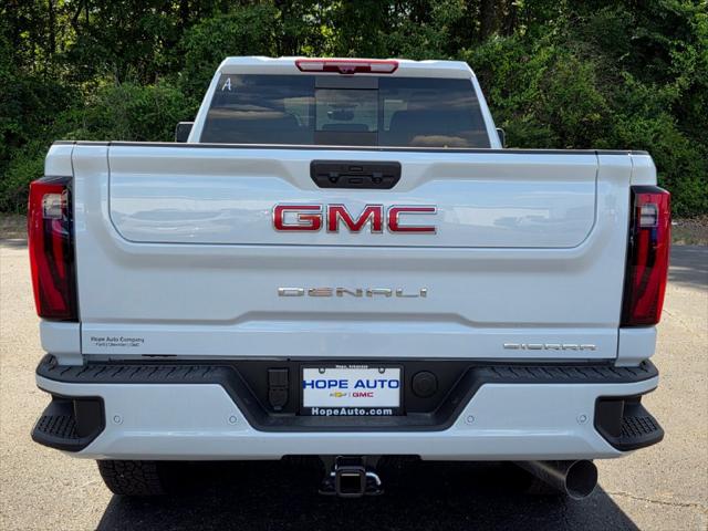 2026 GMC Sierra 2500HD Crew Cab, Standard Bed, Denali, 4WD