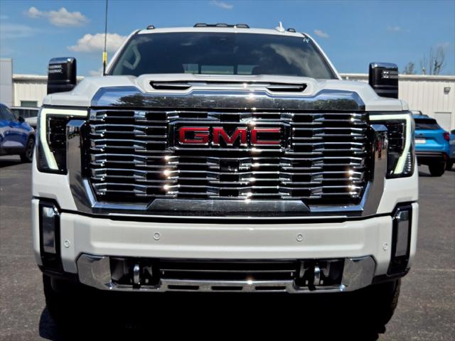 2026 GMC Sierra 2500HD Crew Cab, Standard Bed, Denali, 4WD