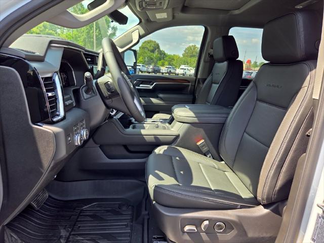 2026 GMC Sierra 2500HD Crew Cab, Standard Bed, Denali, 4WD