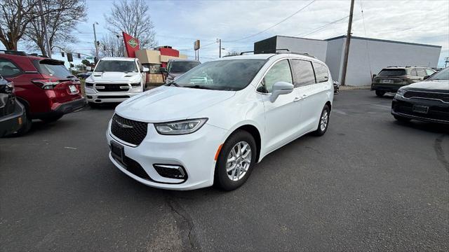 2022 Chrysler Pacifica Touring L for sale in Redding, CA