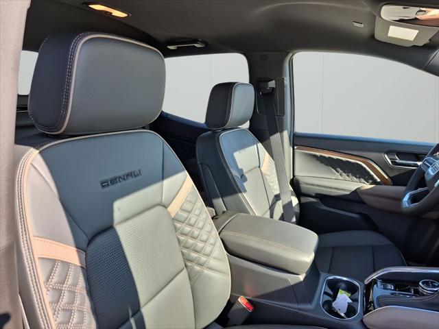 2026 GMC Canyon Denali, 4WD