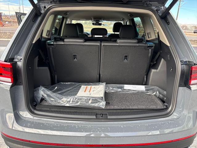 2026 Volkswagen Atlas SE with Technology