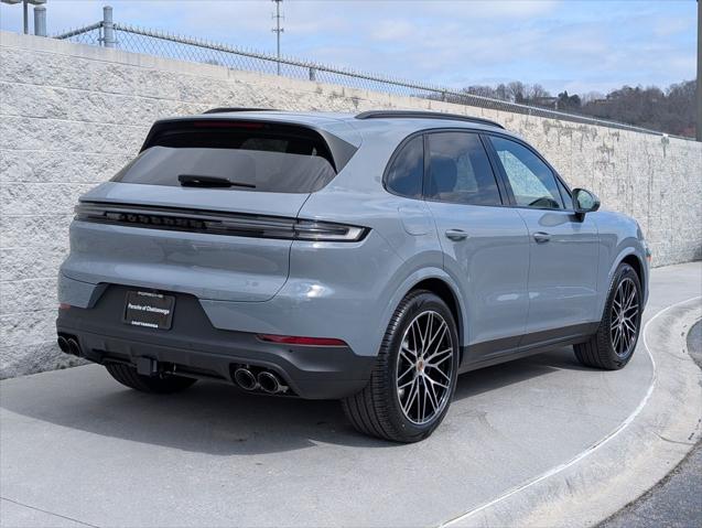 2026 Porsche Cayenne Unknown