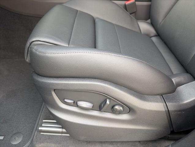 2026 Porsche Cayenne Unknown