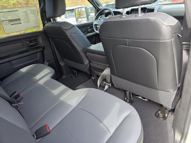 2026 Ram 3500 Tradesman Crew Cab 4x4 8 Box