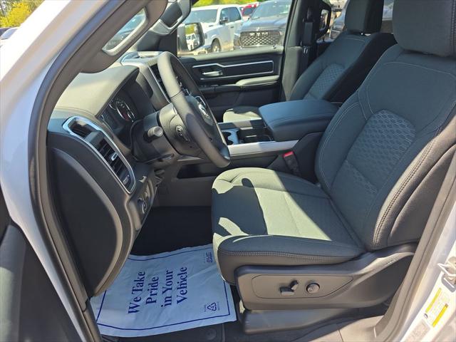 2026 Ram 1500 Big Horn Crew Cab 4x4 64 Box
