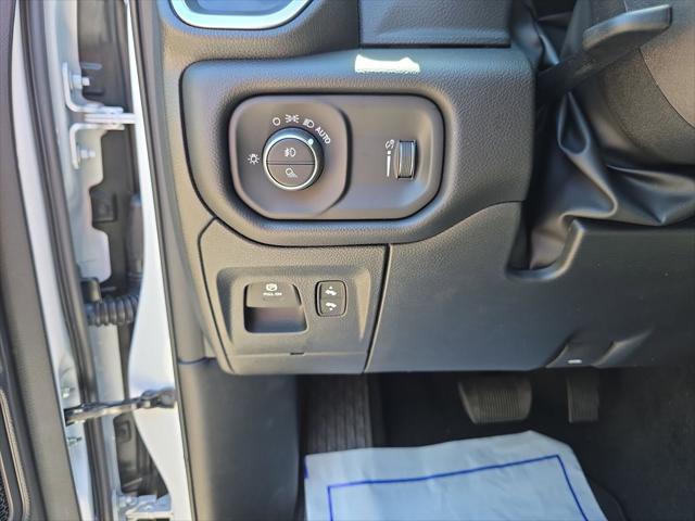 2026 Ram 1500 Big Horn Crew Cab 4x4 64 Box