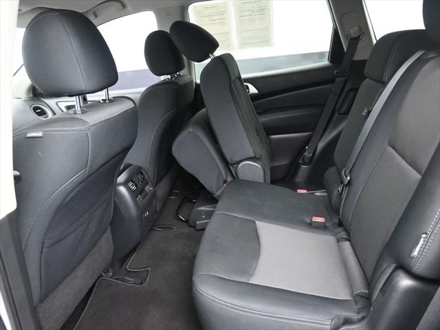 2020 Nissan Pathfinder SV 2WD