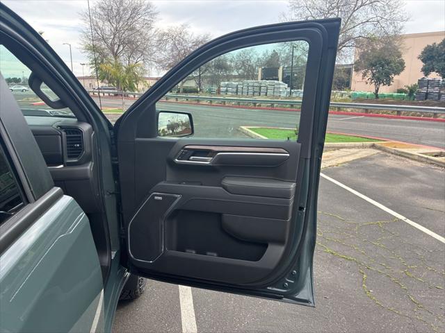 2026 Chevrolet Silverado 1500 4WD Crew Cab Short Bed LT Trail Boss