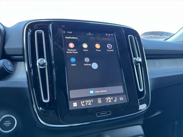 2026 Volvo XC40 Plus, B5 AWD Gas (mild hybrid), Dark