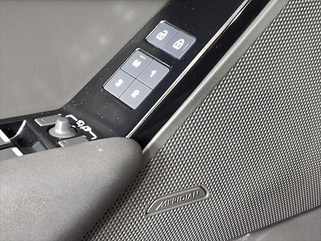 2024 Land Rover Range Rover Velar P400 Dynamic SE