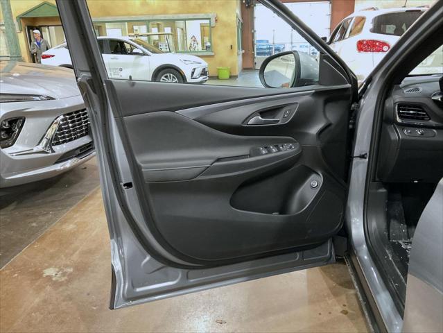 2026 Buick NV Preferred FWD