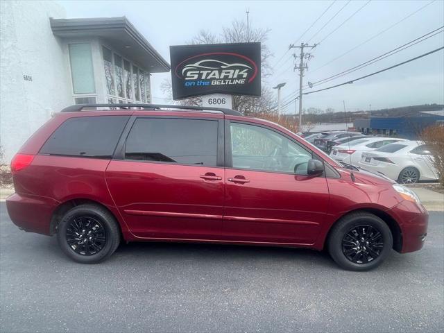 2010 Toyota Sienna LE for sale in Madison, WI