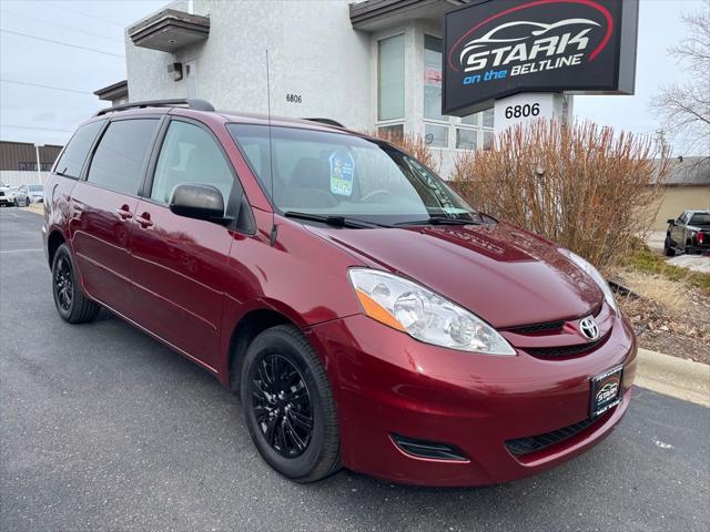 2010 Toyota Sienna LE