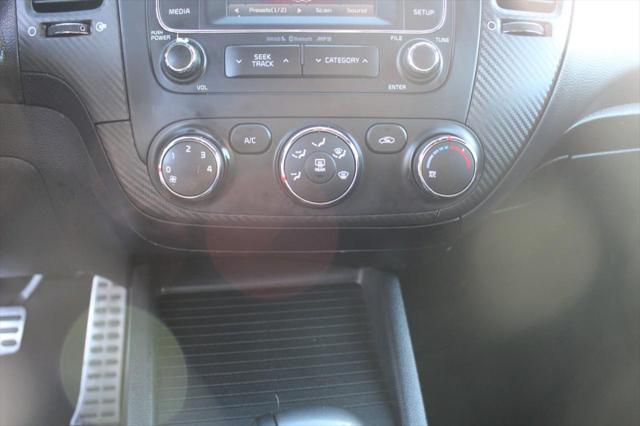 2016 Kia Forte Koup SX