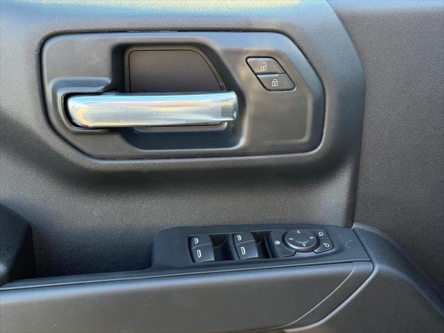 2026 GMC Sierra 1500 Crew Cab, Short Bed, Pro, 4WD