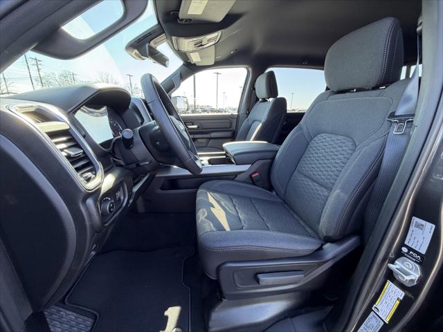 2026 Ram 1500 Express Crew Cab 4x4 5'7" Box