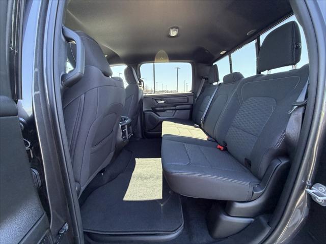 2026 Ram 1500 Express Crew Cab 4x4 5'7" Box