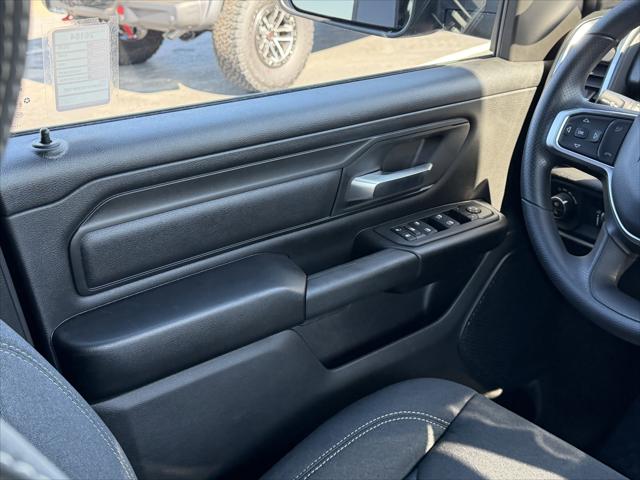 2026 Ram 1500 Express Crew Cab 4x4 5'7" Box