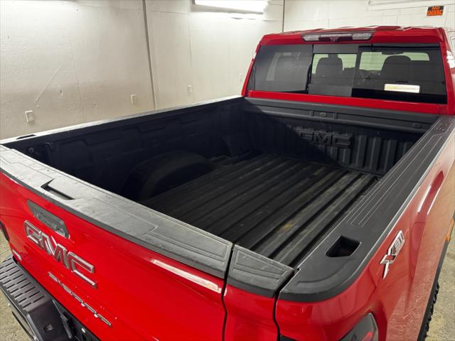 2021 GMC Sierra 2500HD 4WD Crew Cab Standard Bed SLT