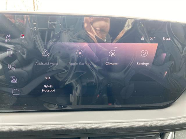 2026 Buick NV Preferred FWD