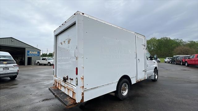 2010 Ford E-350 Cutaway Unknown