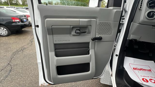 2010 Ford E-350 Cutaway Unknown
