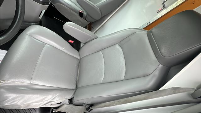 2010 Ford E-350 Cutaway Unknown