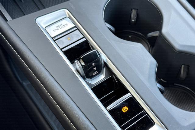 2026 Volkswagen Atlas Cross Sport SE