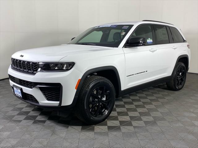 2026 Jeep Grand Cherokee Altitude 4x4