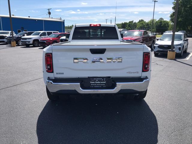 2026 Ram 3500 Tradesman Crew Cab 4x4 8' Box