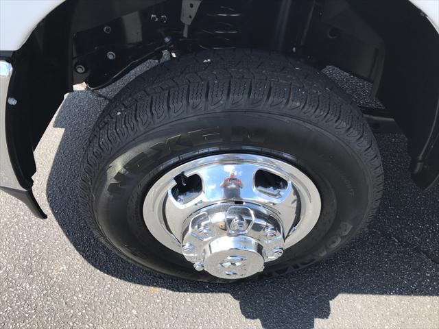 2026 Ram 3500 Tradesman Crew Cab 4x4 8' Box