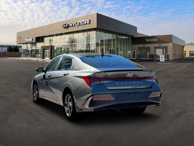 2026 Hyundai Elantra SEL Sport Premium