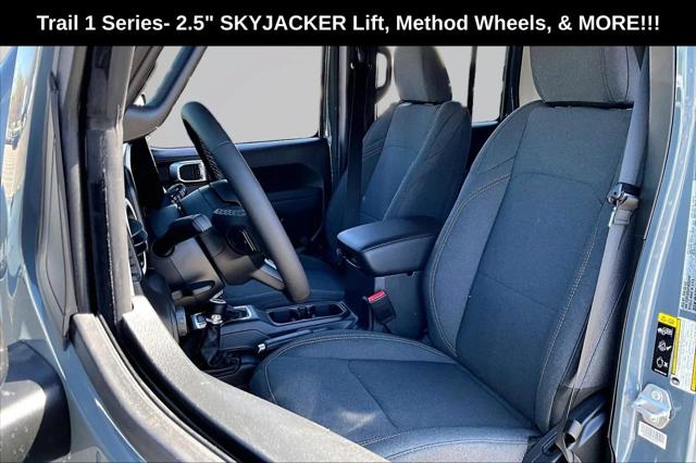 New 2026 Anvil Clear-Coat Exterior Paint Jeep Sport S image 17