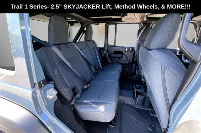 New 2026 Anvil Clear-Coat Exterior Paint Jeep Sport S image 18