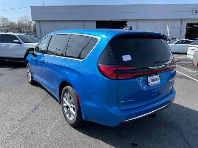 2026 Chrysler Pacifica Limited AWD