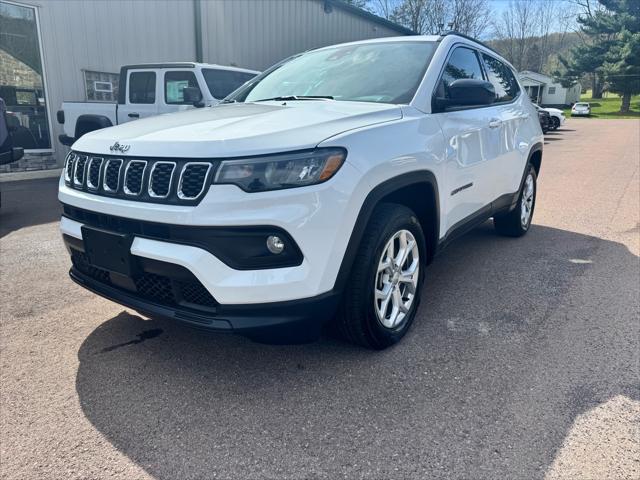 2024 Jeep Compass Latitude 4x4 2024 Jeep Compass Latitude 4x4