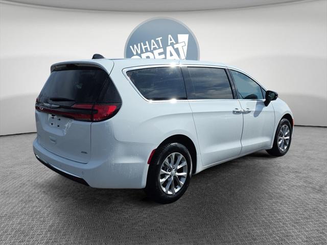 2026 Chrysler Pacifica PACIFICA SELECT AWD 2026 Chrysler Pacifica PACIFICA SELECT AWD