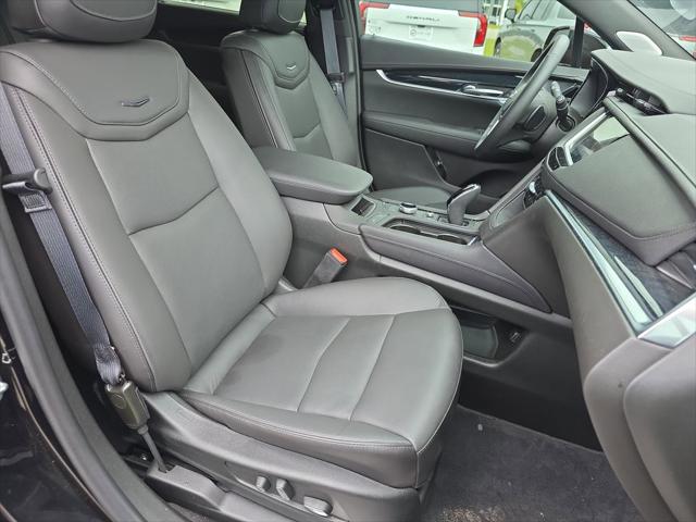 2026 Cadillac XT5 Premium Luxury FWD