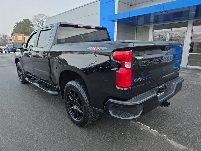 2023 Chevrolet Silverado 1500 4WD Crew Cab Short Bed Custom