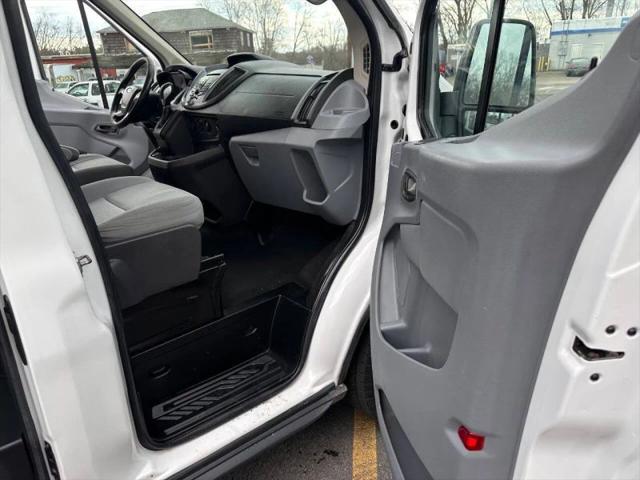2017 Ford Transit XLT