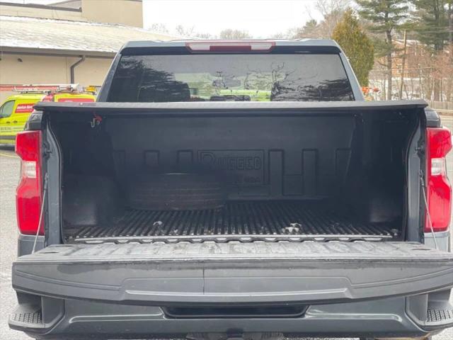 2021 Chevrolet Silverado 1500 4WD Crew Cab Short Bed Custom