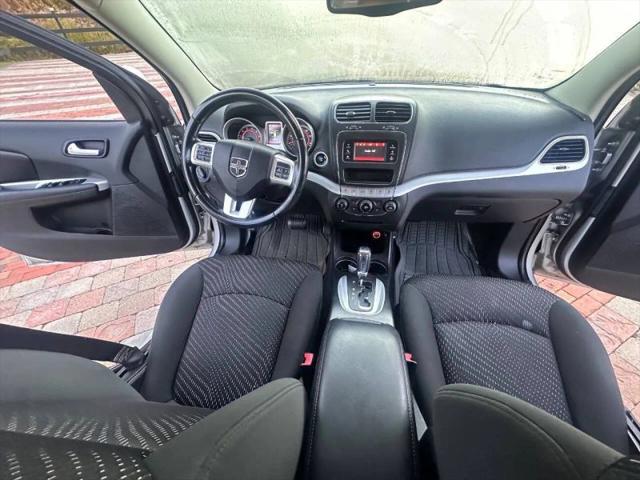 2011 Dodge Journey Mainstreet