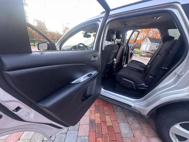 2011 Dodge Journey Mainstreet