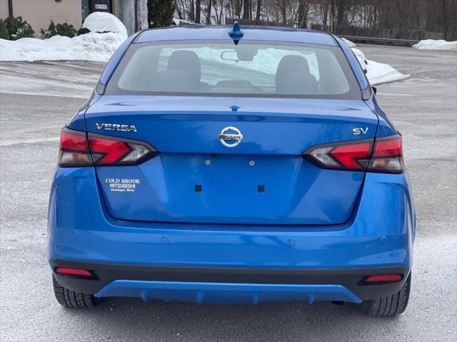 2021 Nissan Versa SV Xtronic CVT