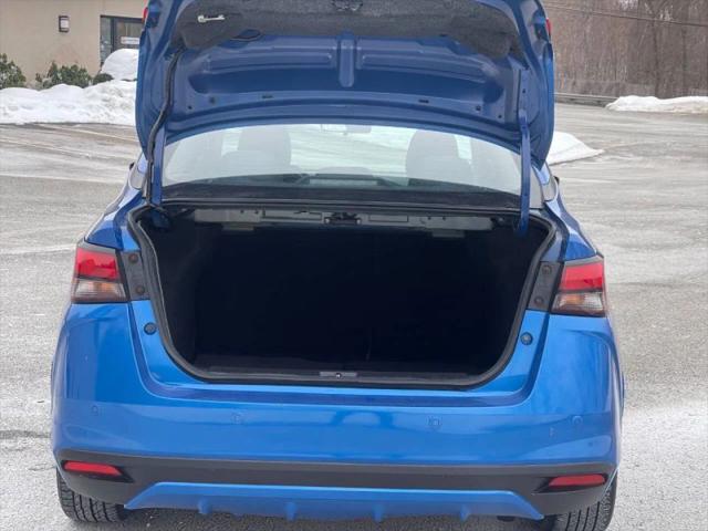2021 Nissan Versa SV Xtronic CVT