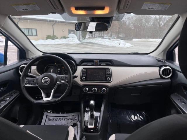 2021 Nissan Versa SV Xtronic CVT